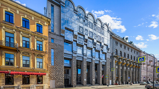 Караванная ул., д. 10